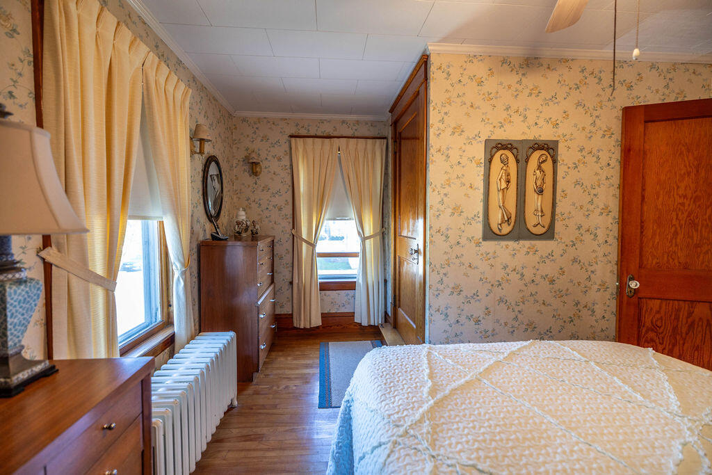 8 Newland Avenue Augusta ME 04330