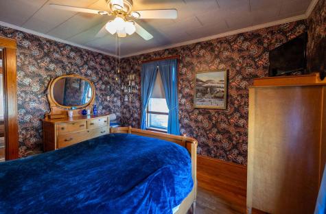 8 Newland Avenue Augusta ME 04330