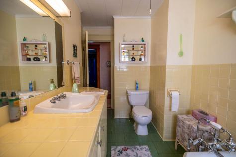 8 Newland Avenue Augusta ME 04330