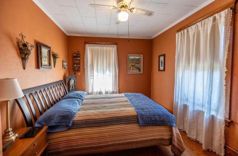 8 Newland Avenue Augusta ME 04330