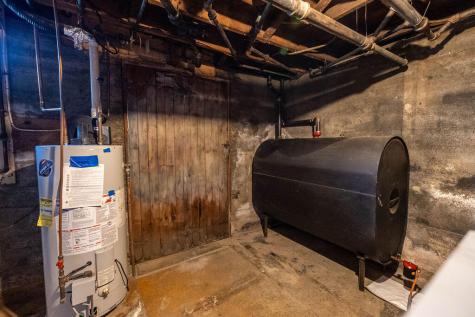 8 Newland Avenue Augusta ME 04330