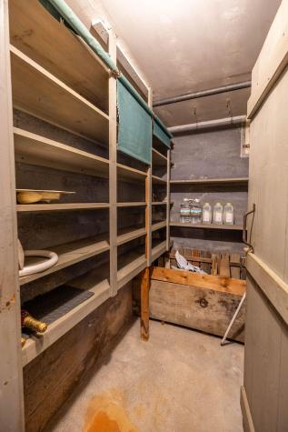 8 Newland Avenue Augusta ME 04330