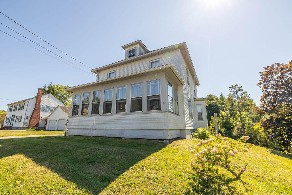 8 Newland Avenue Augusta ME 04330