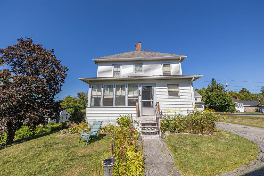 8 Newland Avenue Augusta ME 04330