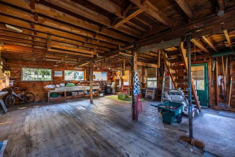 8 Newland Avenue Augusta ME 04330