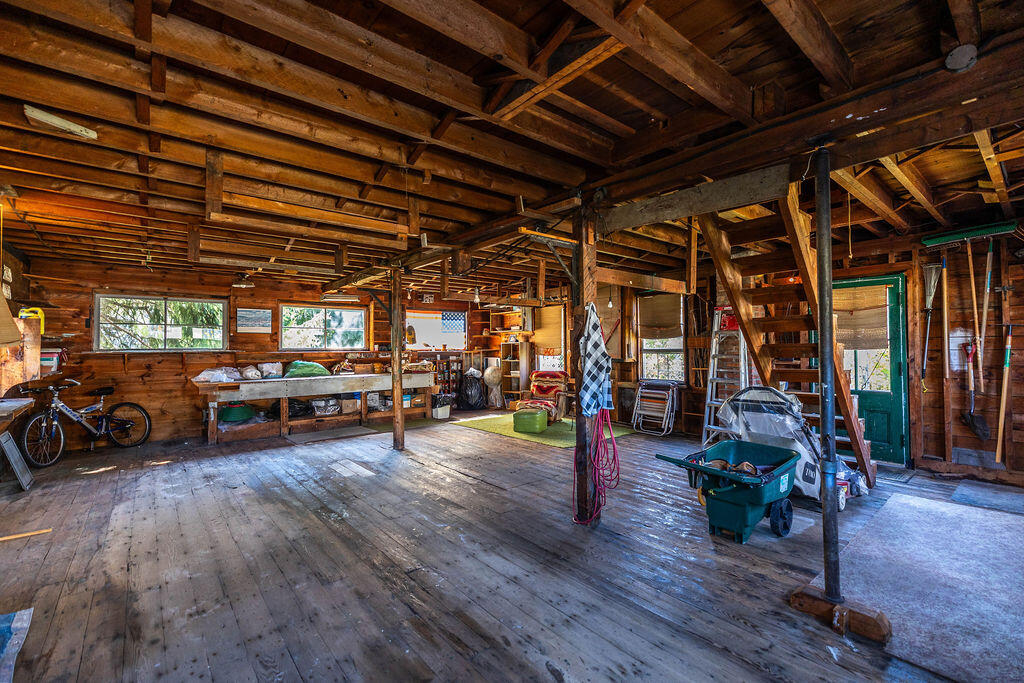 8 Newland Avenue Augusta ME 04330