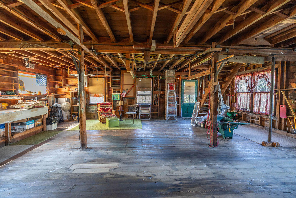 8 Newland Avenue Augusta ME 04330