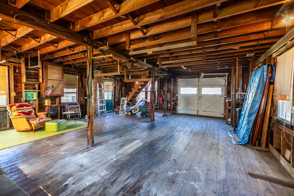 8 Newland Avenue Augusta ME 04330