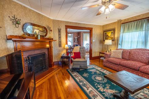 8 Newland Avenue Augusta ME 04330