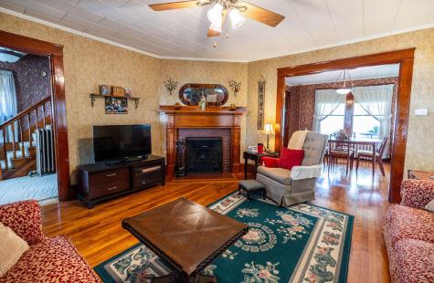 8 Newland Avenue Augusta ME 04330