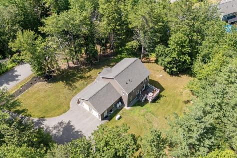2 Winding Ridge Way Freeport ME 04032