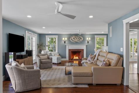 19 Salt Spray Lane Cape Elizabeth ME 04107