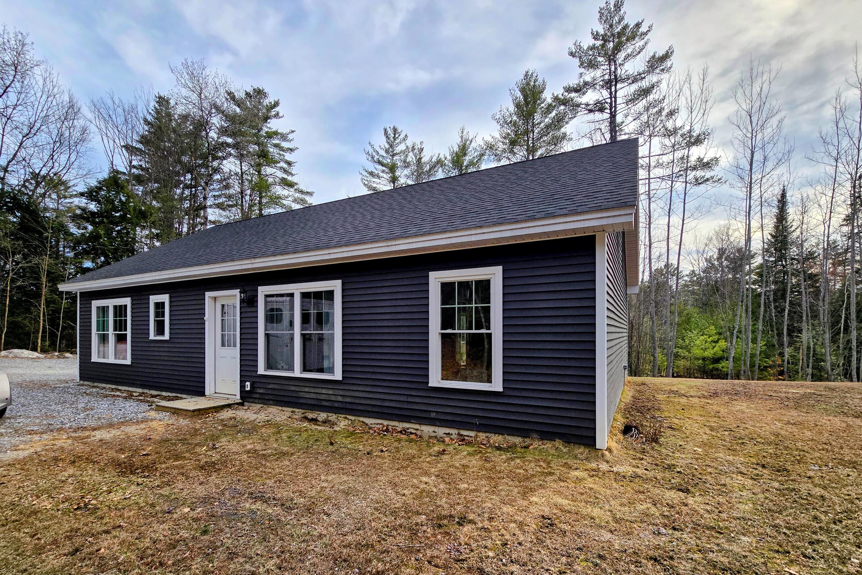 976 Park Street Paris ME 04281