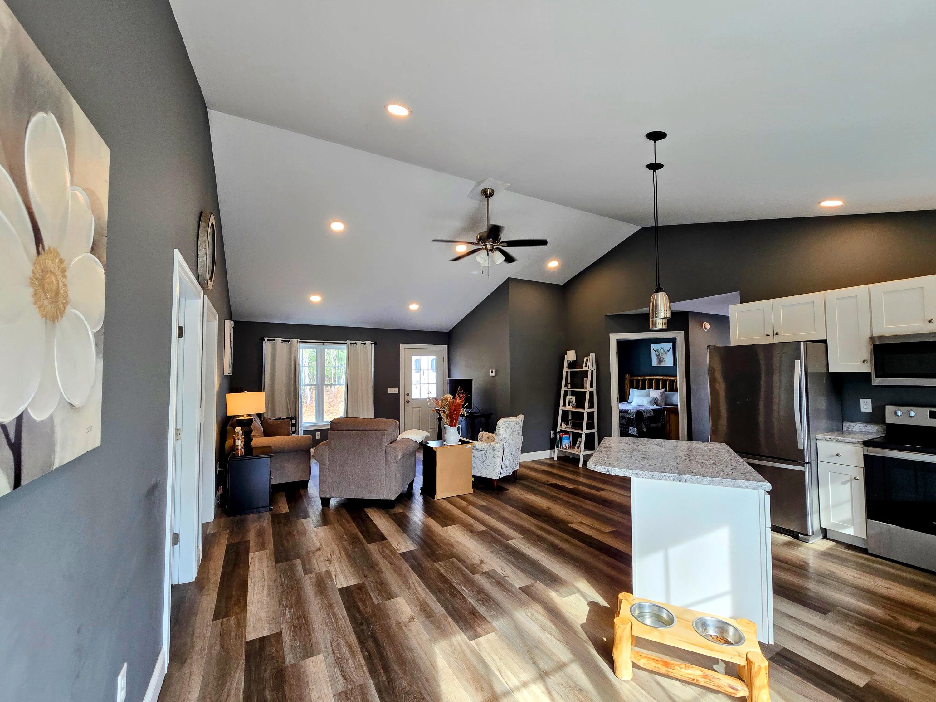 976 Park Street Paris ME 04281