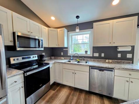 976 Park Street Paris ME 04281