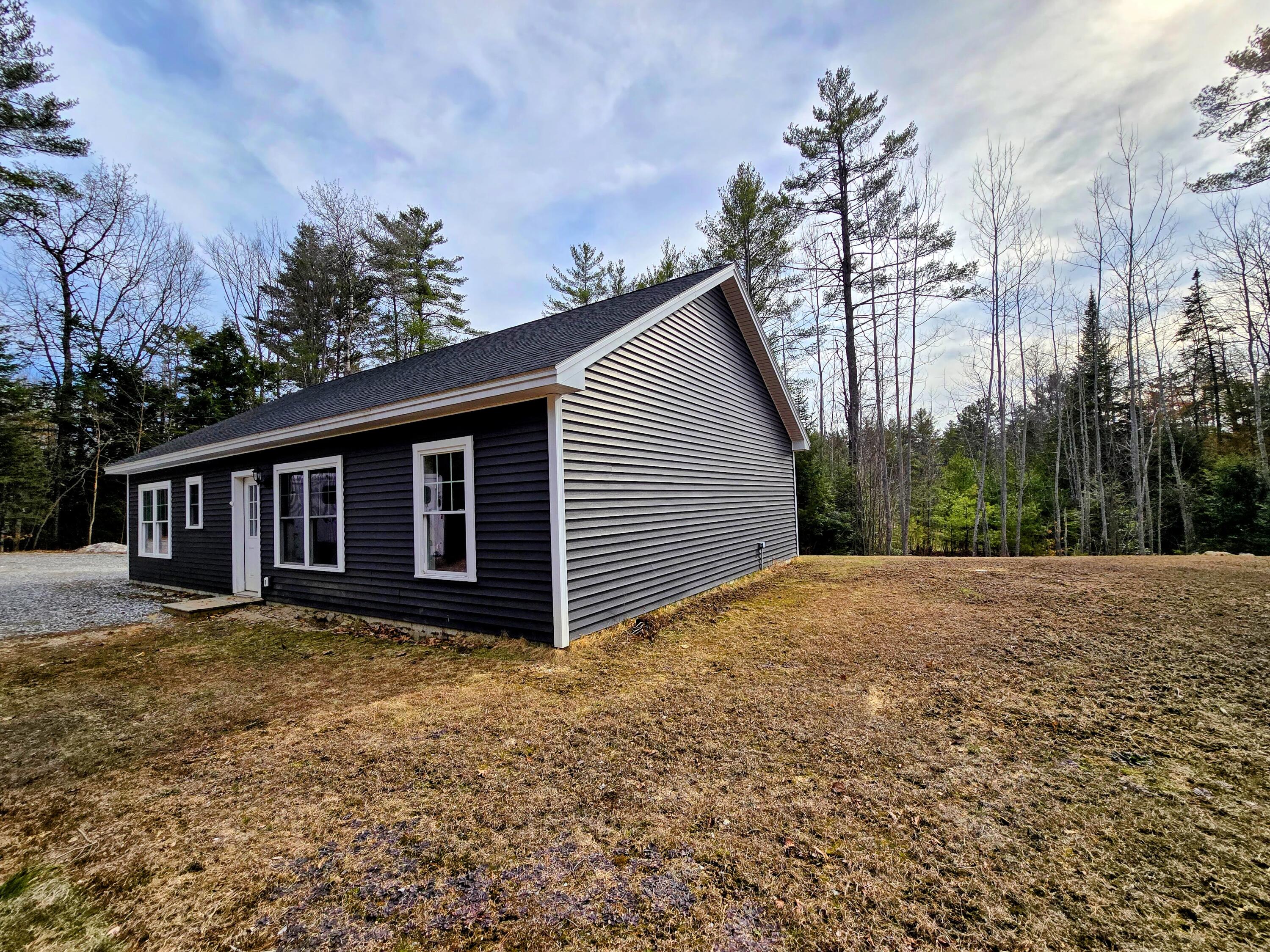 976 Park Street Paris ME 04281