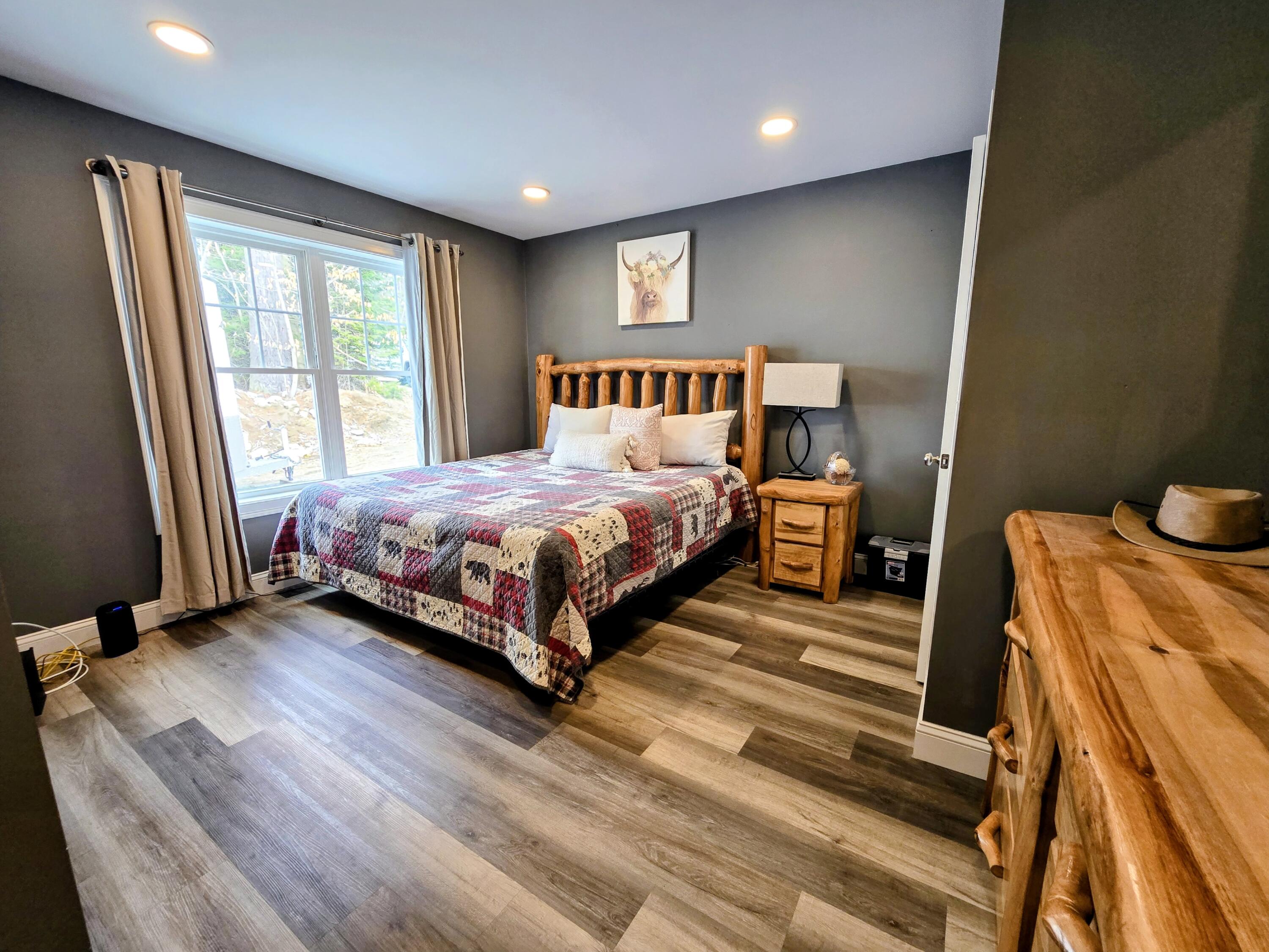976 Park Street Paris ME 04281