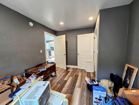 976 Park Street Paris ME 04281
