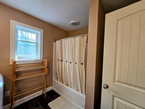 976 Park Street Paris ME 04281
