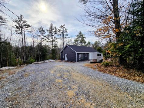 976 Park Street Paris ME 04281