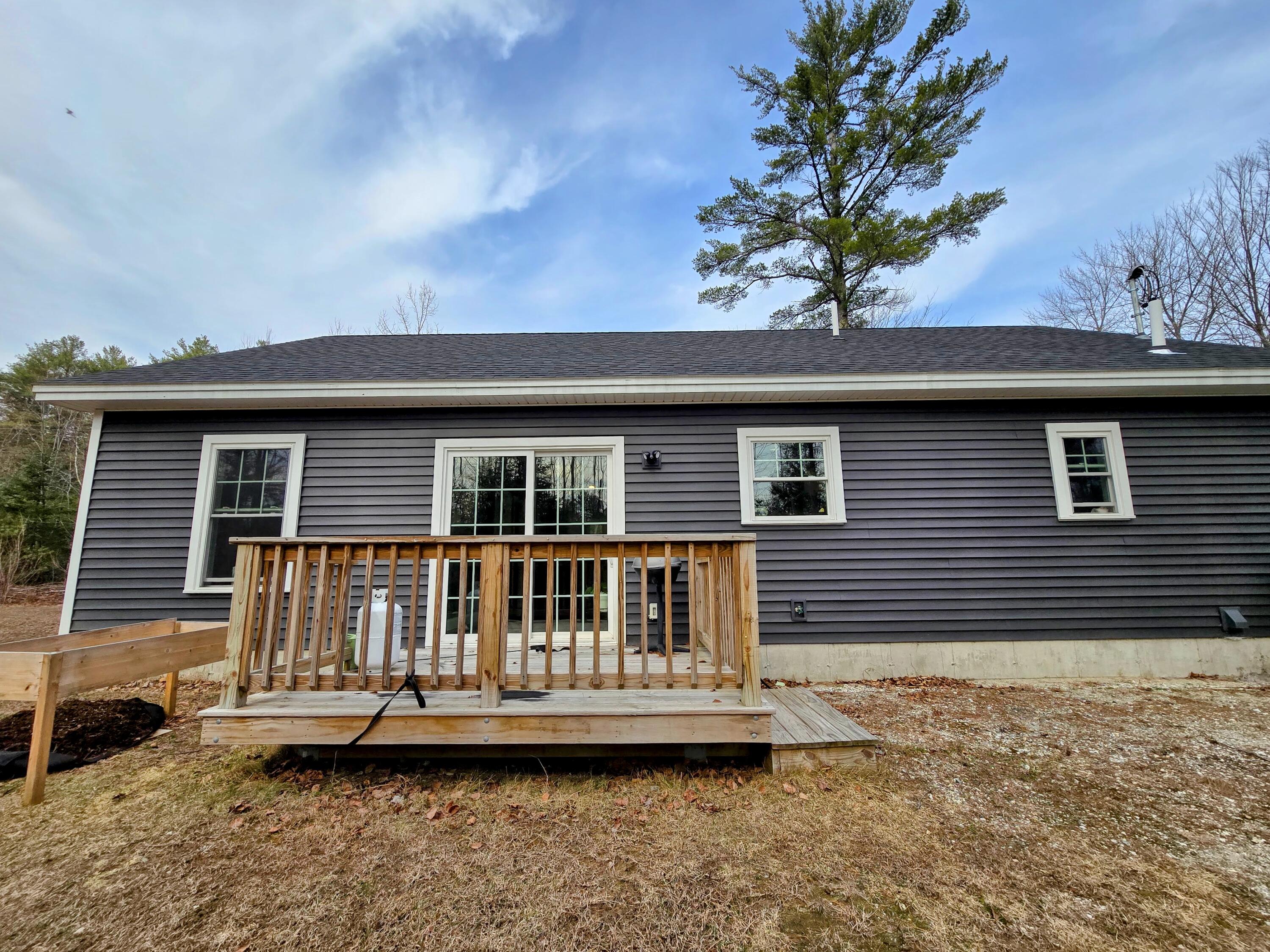 976 Park Street Paris ME 04281