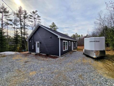 976 Park Street Paris ME 04281