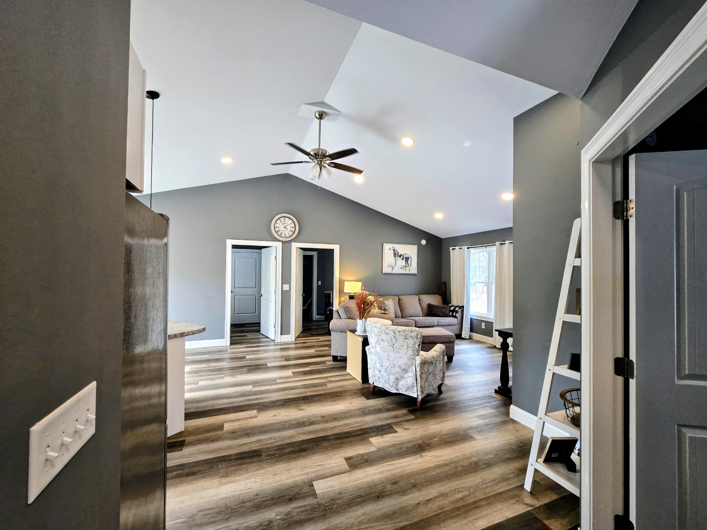 976 Park Street Paris ME 04281