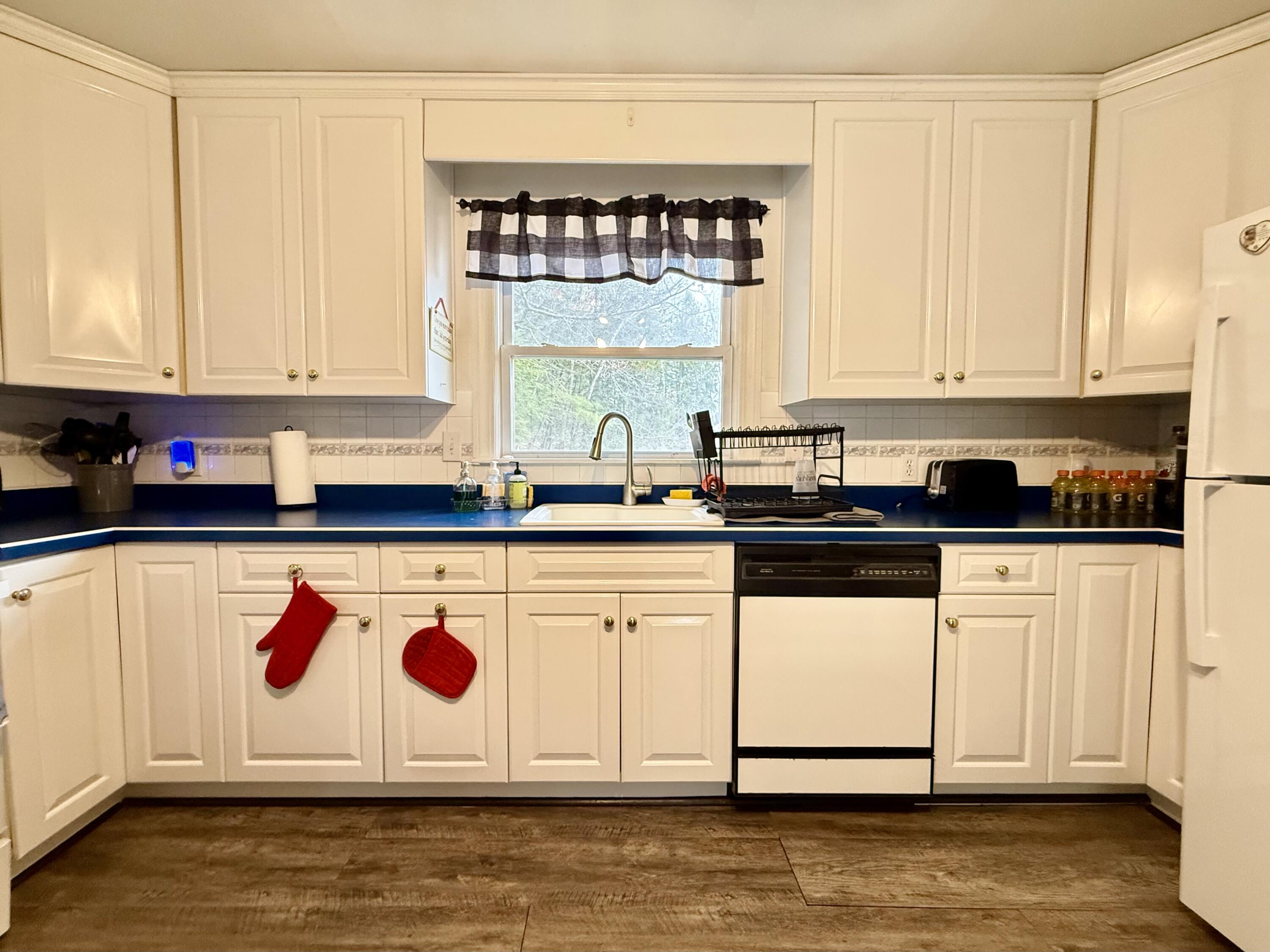 687 Main Street Sanford ME 04073