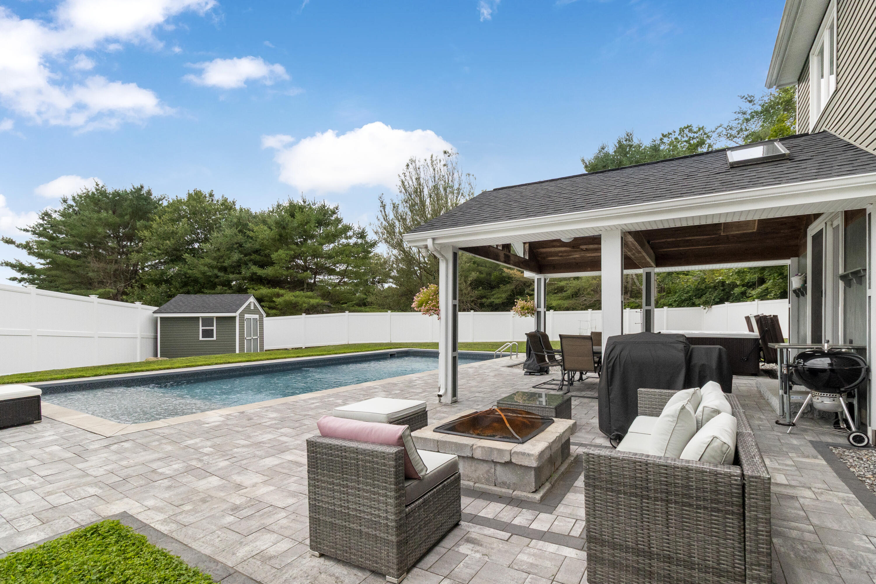 5 Fairview Avenue Auburn ME 04210