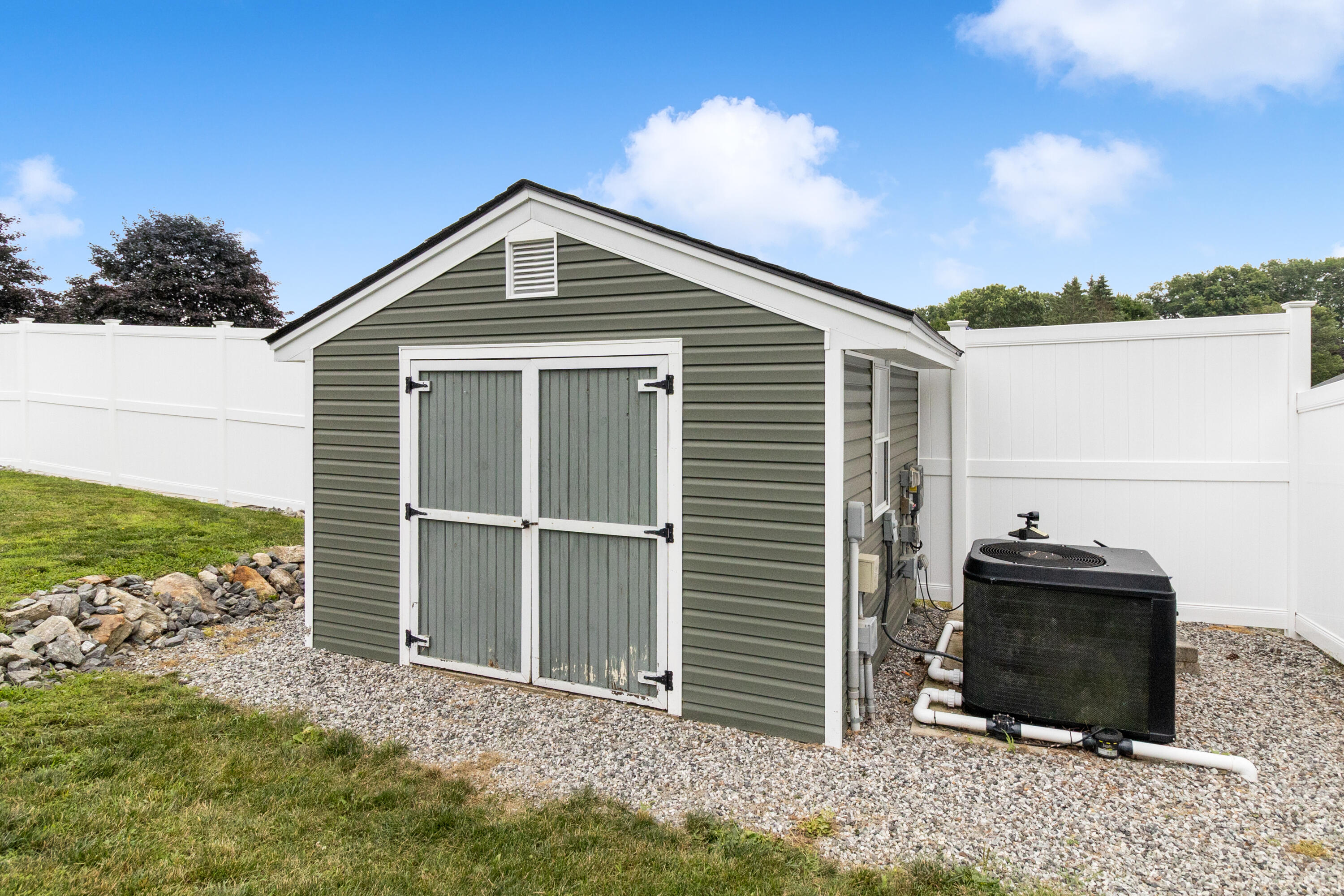 5 Fairview Avenue Auburn ME 04210