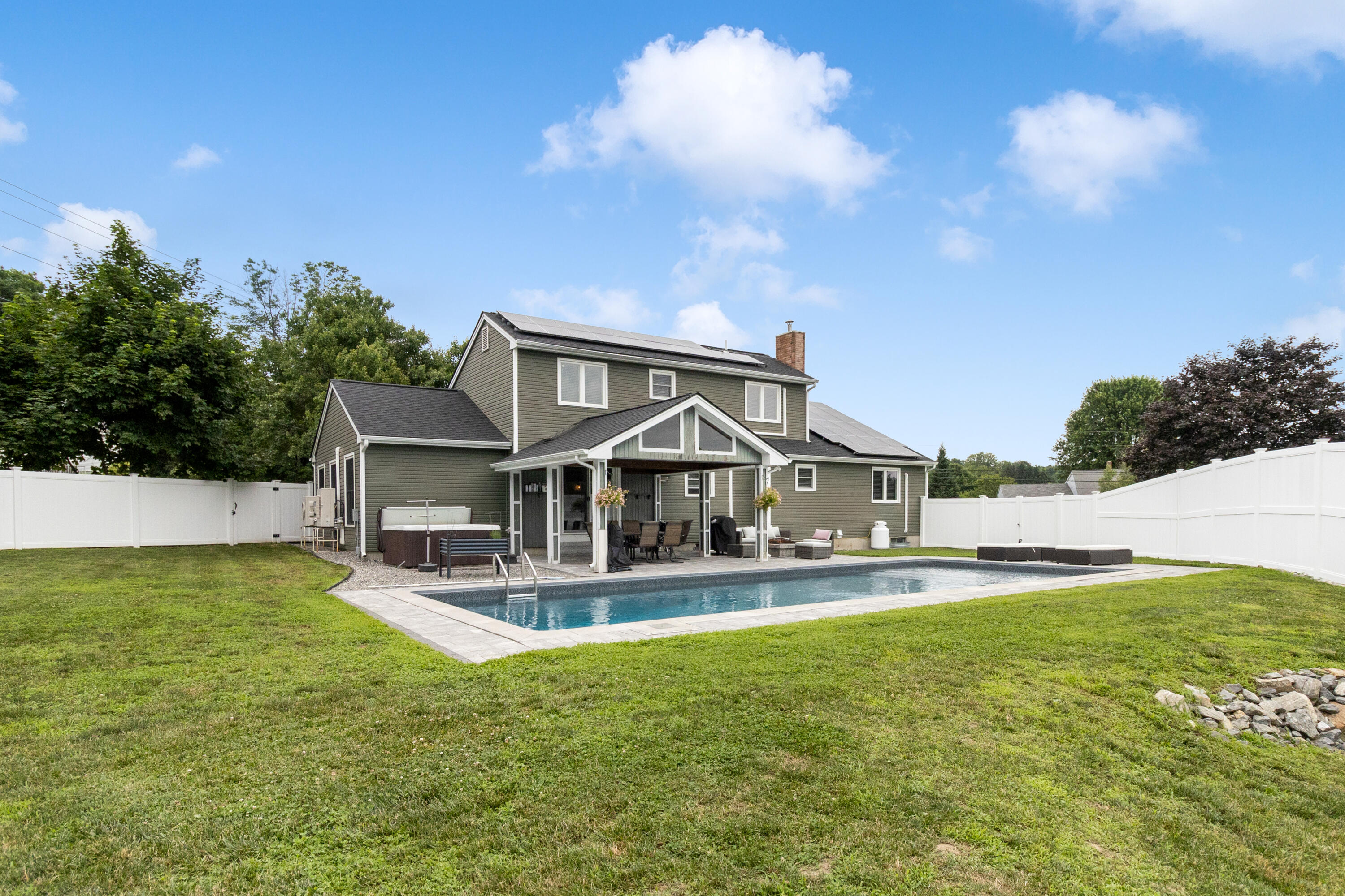 5 Fairview Avenue Auburn ME 04210