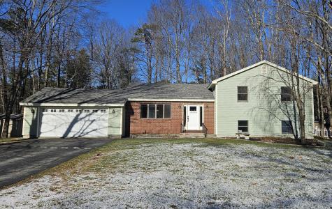 27 Melden Drive Brunswick ME 04011