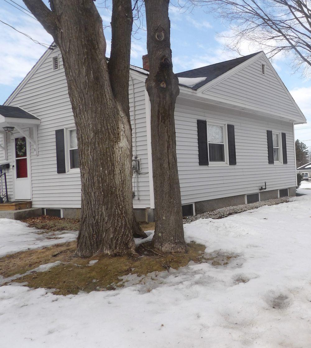 5 Bailey Street Skowhegan ME 04976