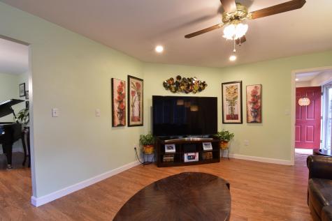 19 Fairview Avenue Gray ME 04039