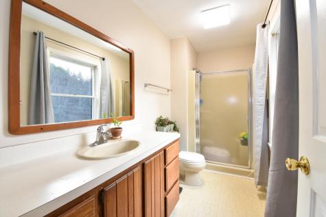 19 Fairview Avenue Gray ME 04039