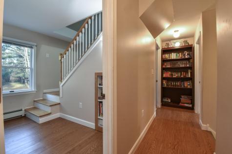 19 Fairview Avenue Gray ME 04039