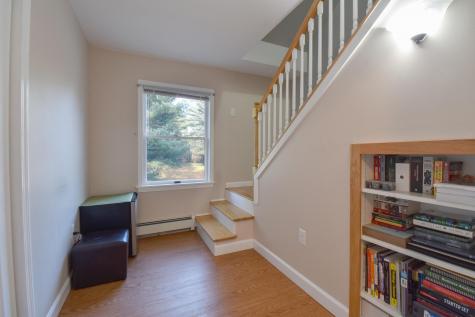 19 Fairview Avenue Gray ME 04039