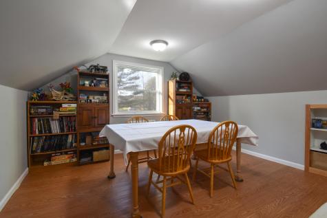19 Fairview Avenue Gray ME 04039