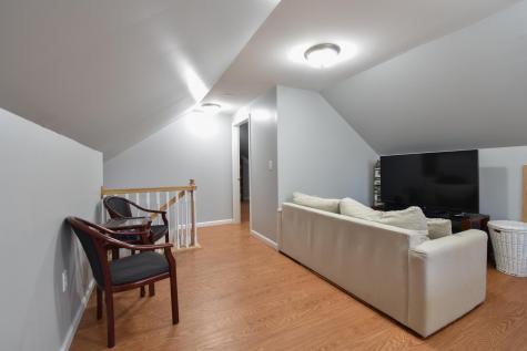19 Fairview Avenue Gray ME 04039