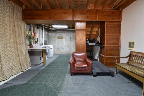 19 Fairview Avenue Gray ME 04039