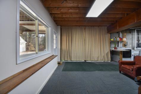 19 Fairview Avenue Gray ME 04039