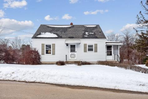 24 Rochelle Street Auburn ME 04210