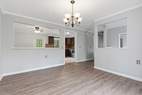 35 Parmenter Terrace China ME 04358