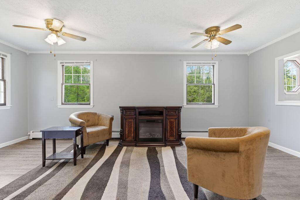 35 Parmenter Terrace China ME 04358