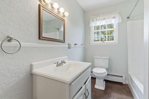35 Parmenter Terrace China ME 04358