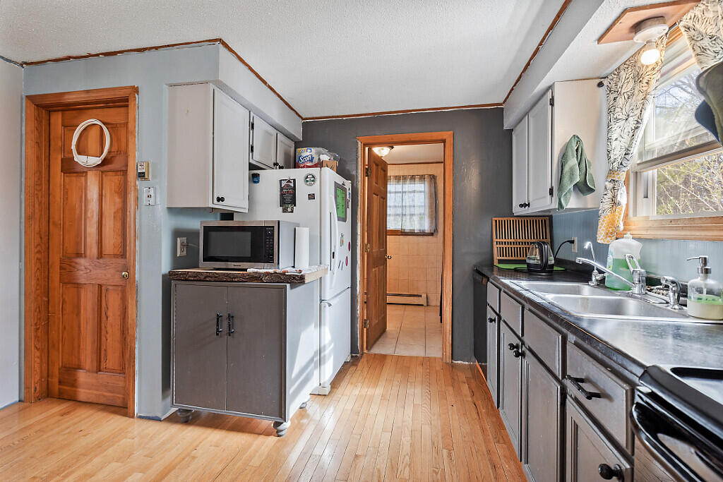 16 Claire Street Augusta ME 04330
