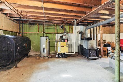 16 Claire Street Augusta ME 04330