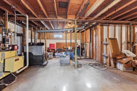 16 Claire Street Augusta ME 04330
