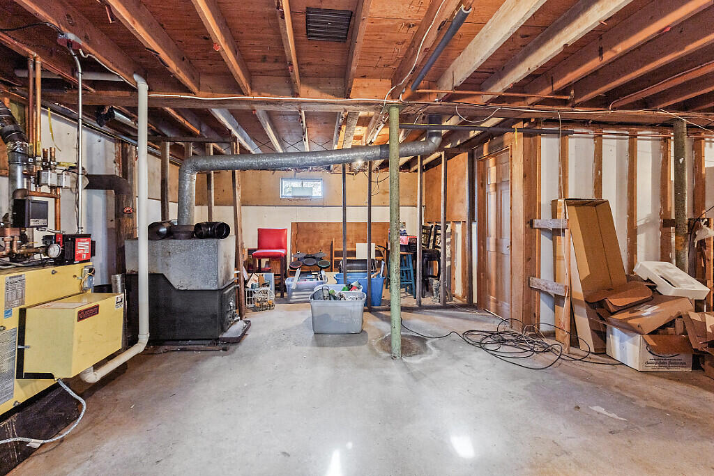 16 Claire Street Augusta ME 04330