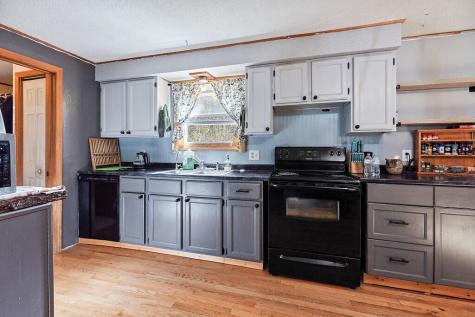 16 Claire Street Augusta ME 04330